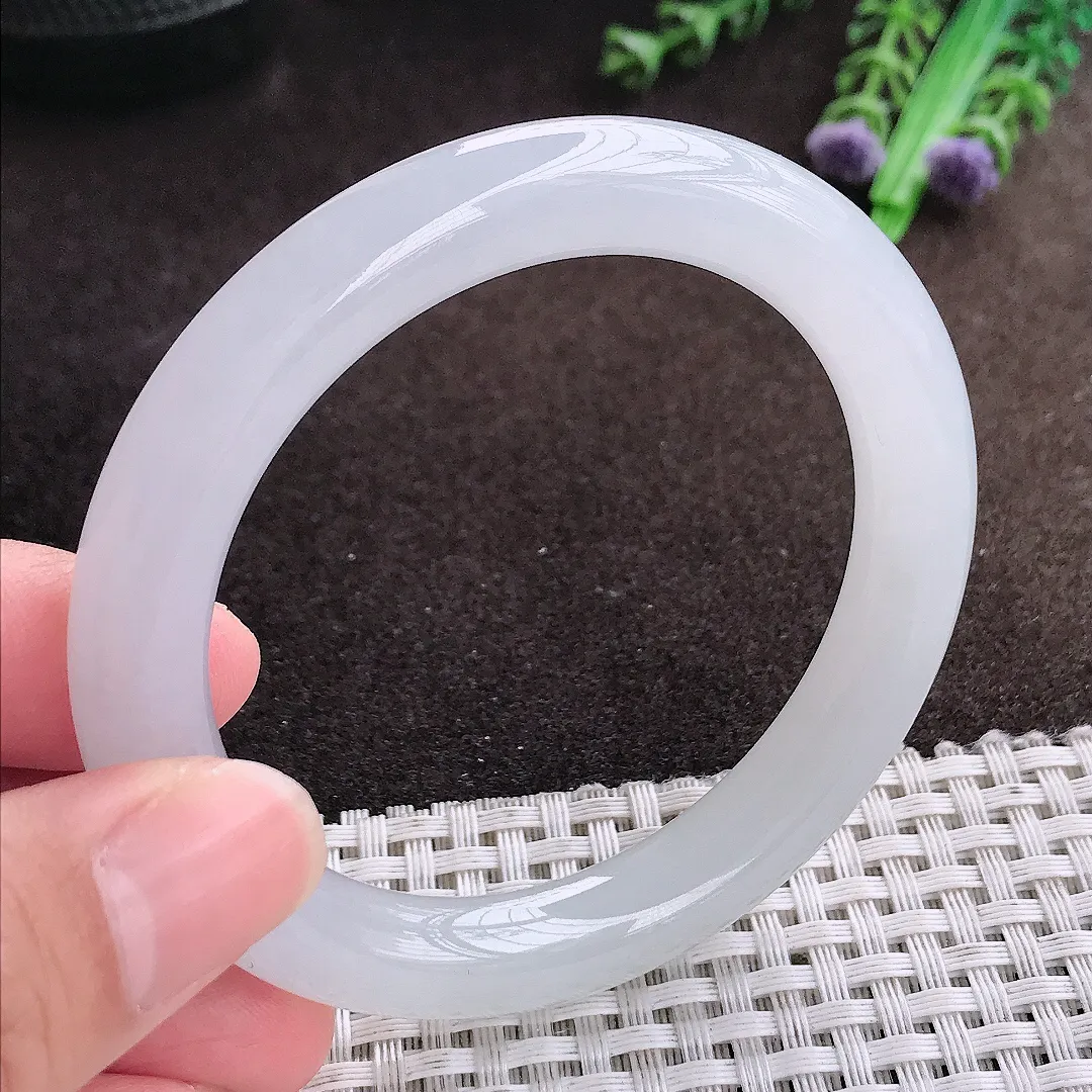 自然光54.5/9.5老坑冰胶水灵白月光圆条手镯翡翠玉镯美人镯