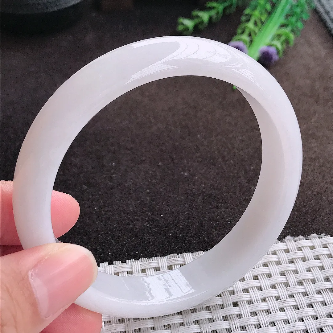 天然a货翡翠63/13.8/8老坑秀气温润白月光大圈口手镯宽边翡翠玉镯美人镯