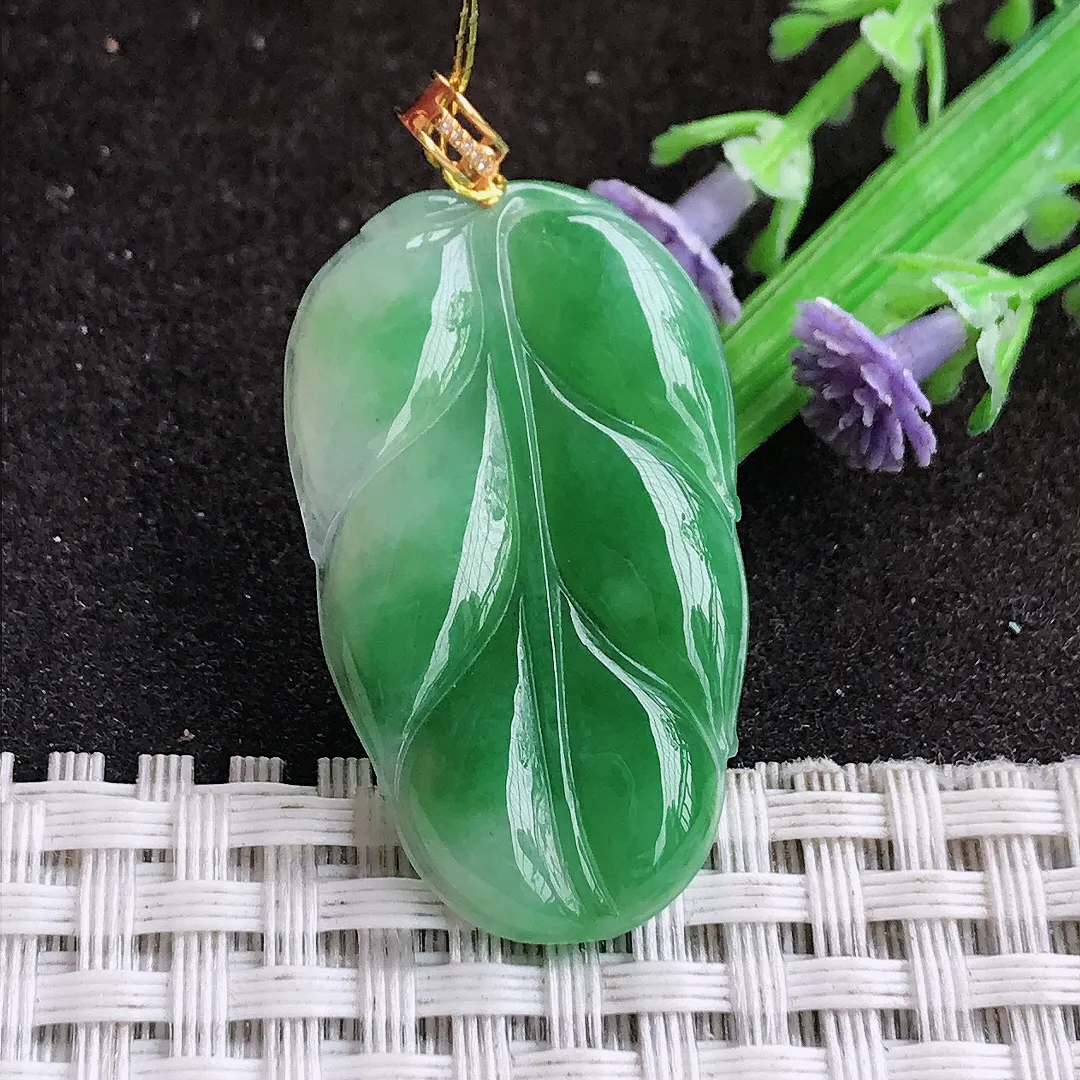 天然a货翡翠35.2/21/3.7老坑18k金镶嵌温润飘阳绿叶子吊坠翡翠玉坠挂件百搭