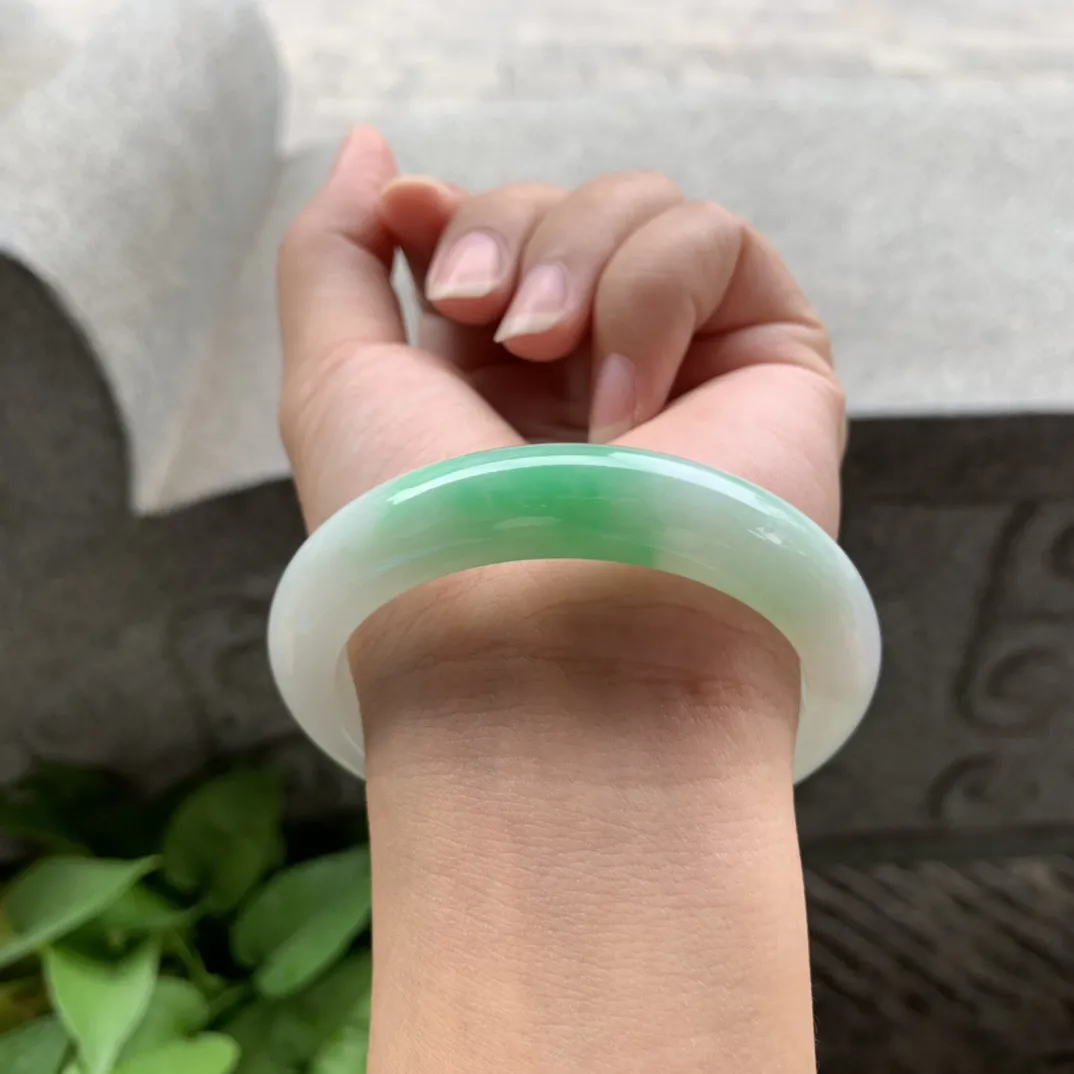 小圈口 53.7-11.8-8.6【飘阳绿正圈手镯】正圈53 54可戴