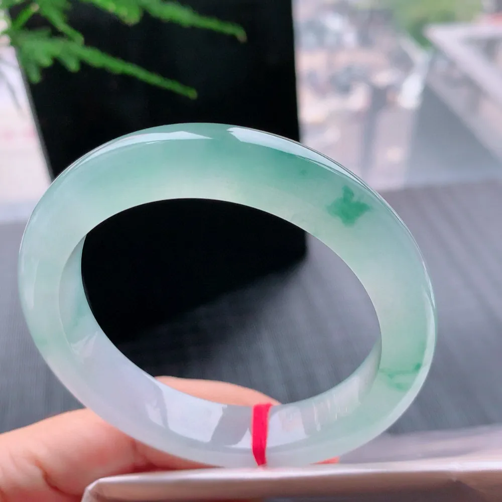 正圈冰玻飘花 无瑕 尺寸:58.1/12.6/9.6 胶感十足