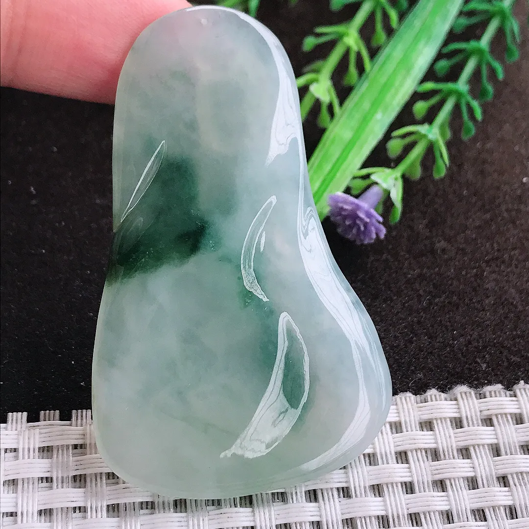 天然a货翡翠60.5/38/5.5老坑冰胶果冻飘花普贤菩萨吊坠翡翠玉坠挂件百搭