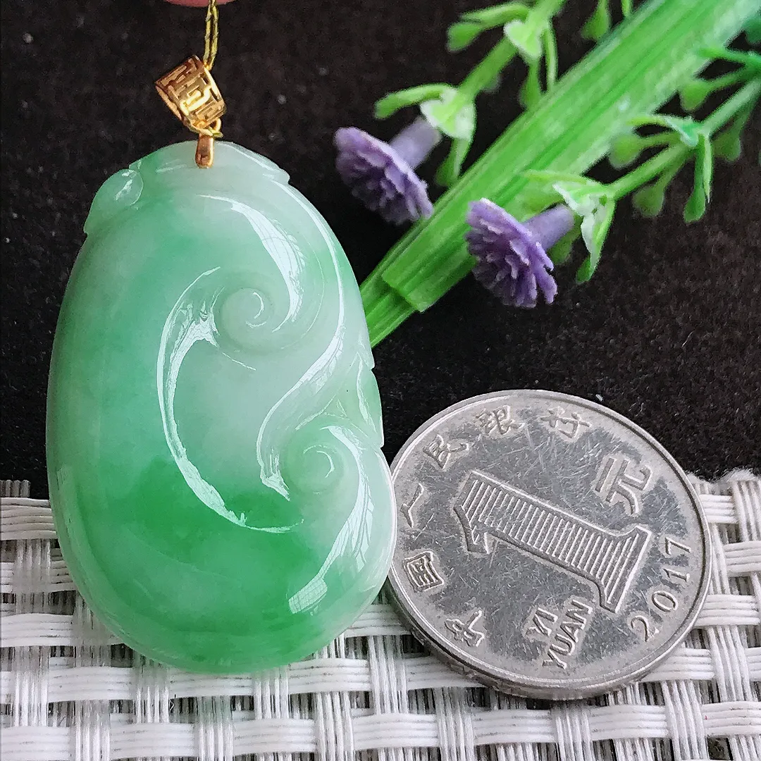 天然a货翡翠38/24.3/5.6老坑18k金镶嵌飘阳绿如意吊坠翡翠玉坠挂件百搭