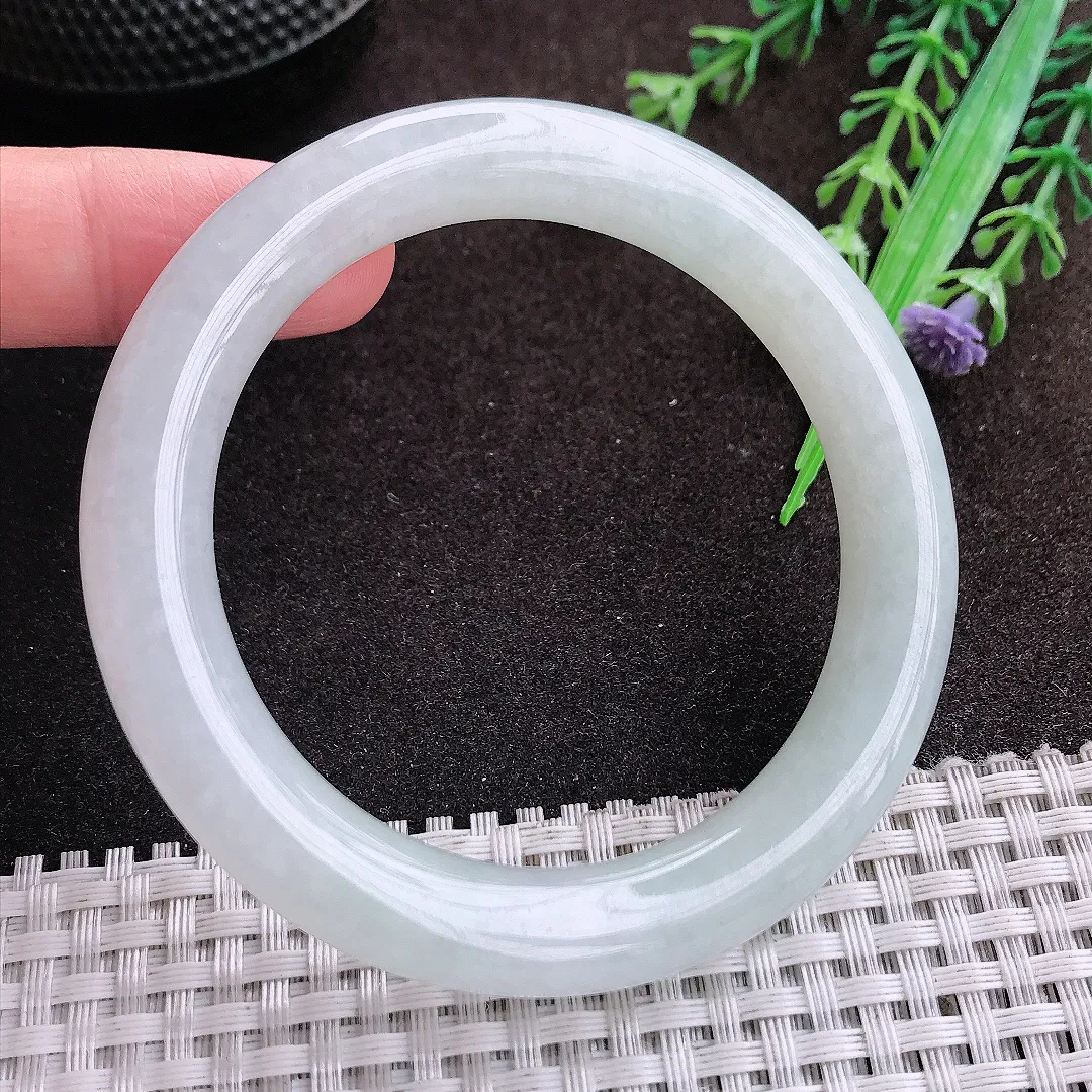 天然a货翡翠55.5/10.1/9.9老坑冰胶水灵晴底色圆条手镯翡翠玉镯美人镯