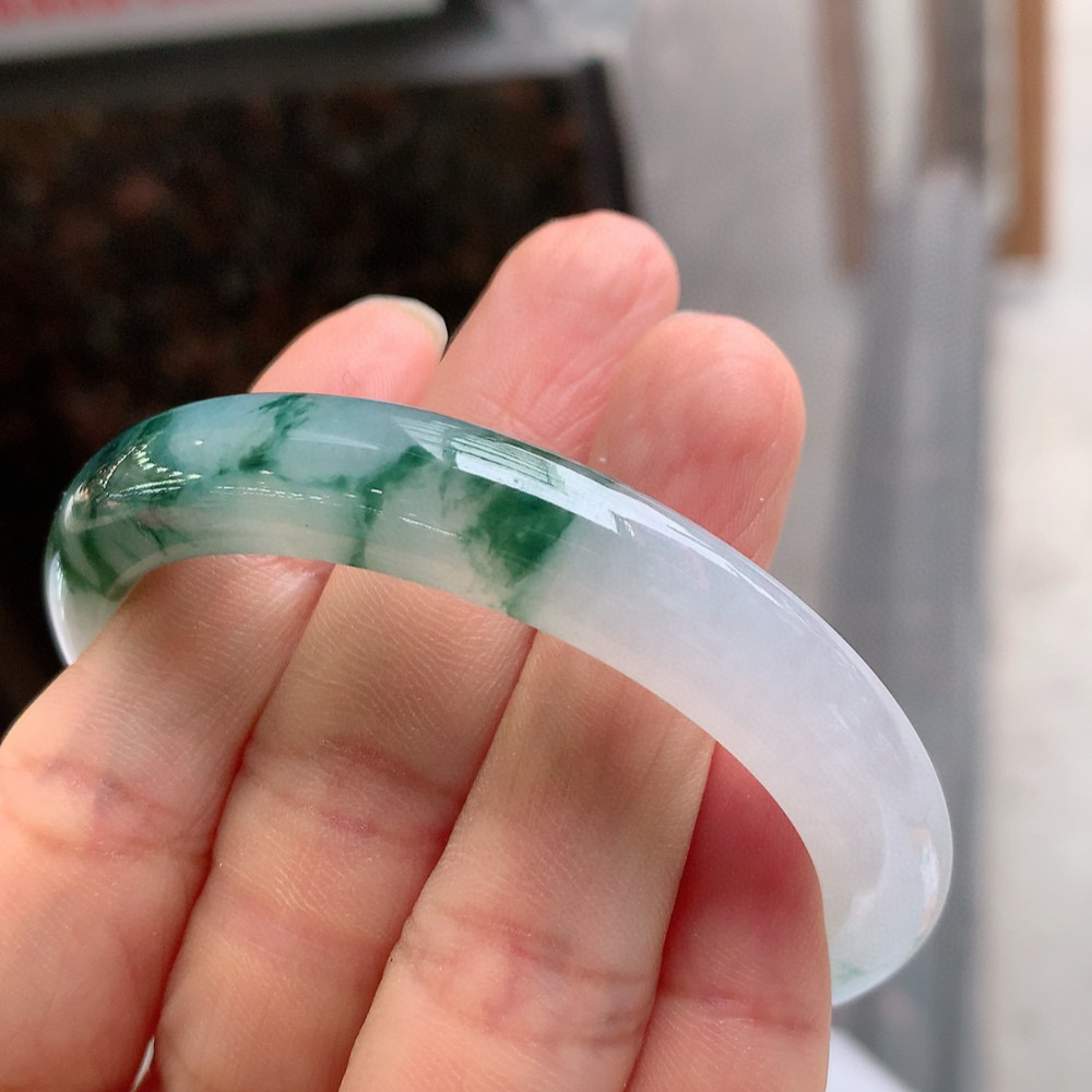 贵妃冰飘花 无瑕 尺寸:52.6/45.8/10/7.5 花美