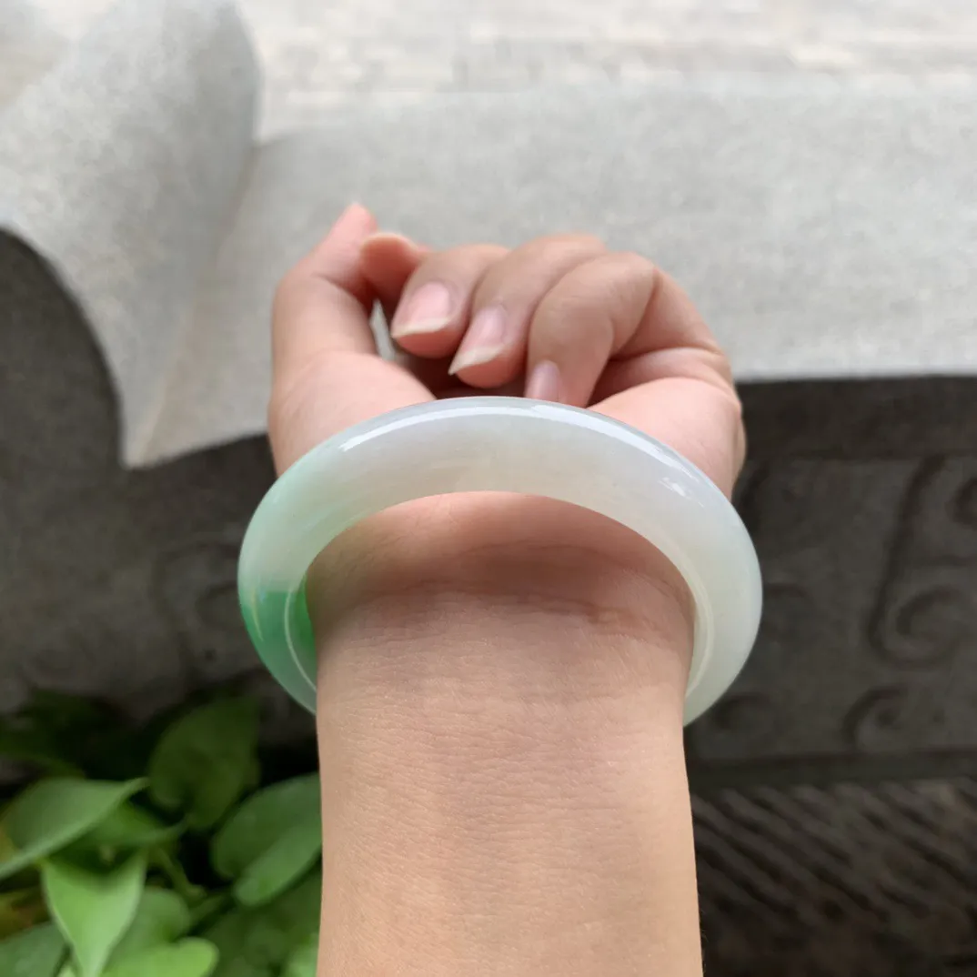 小圈口 53.7-11.8-8.6【飘阳绿正圈手镯】正圈53 54可戴