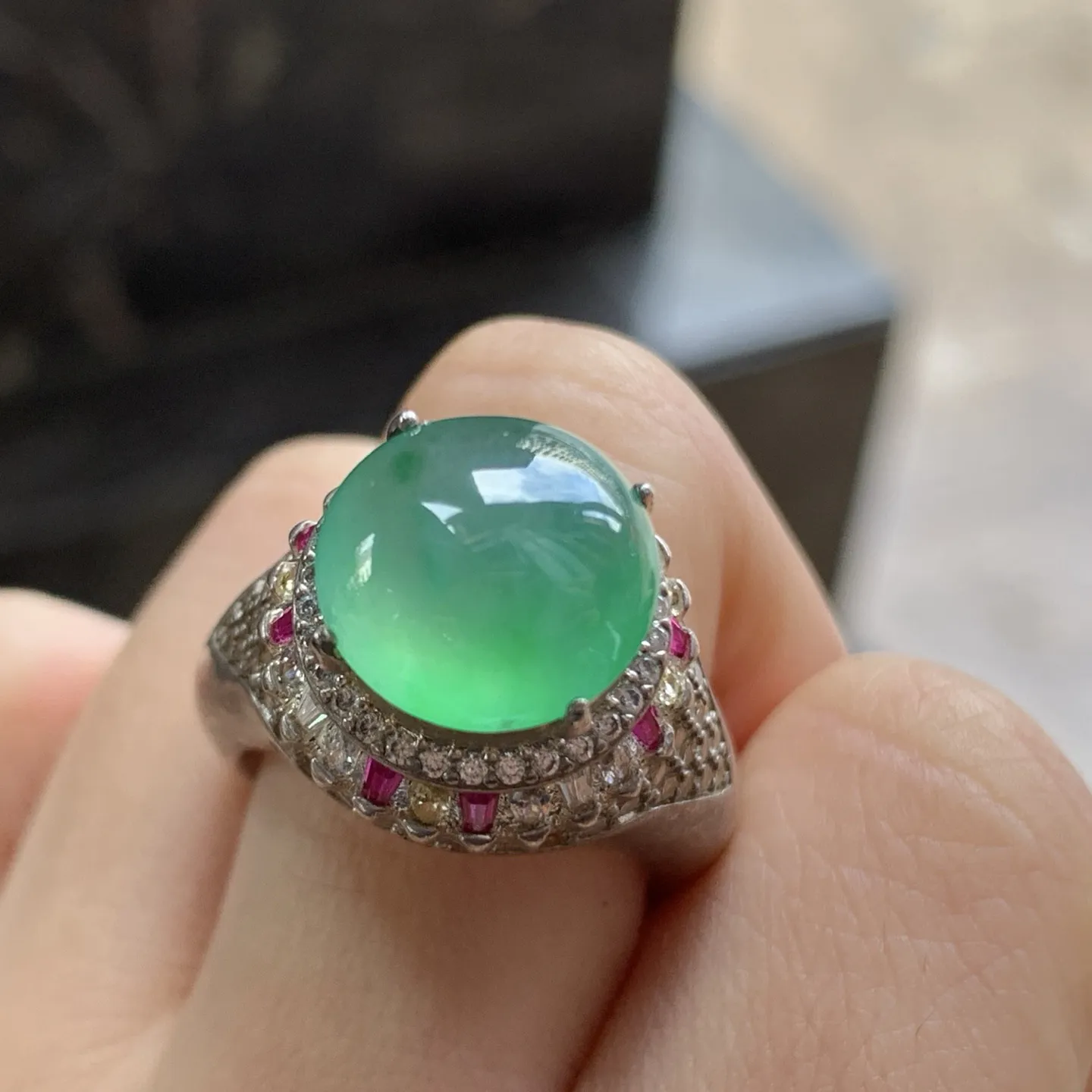 冰飘绿戒面^_^冰绿清透 铜拖