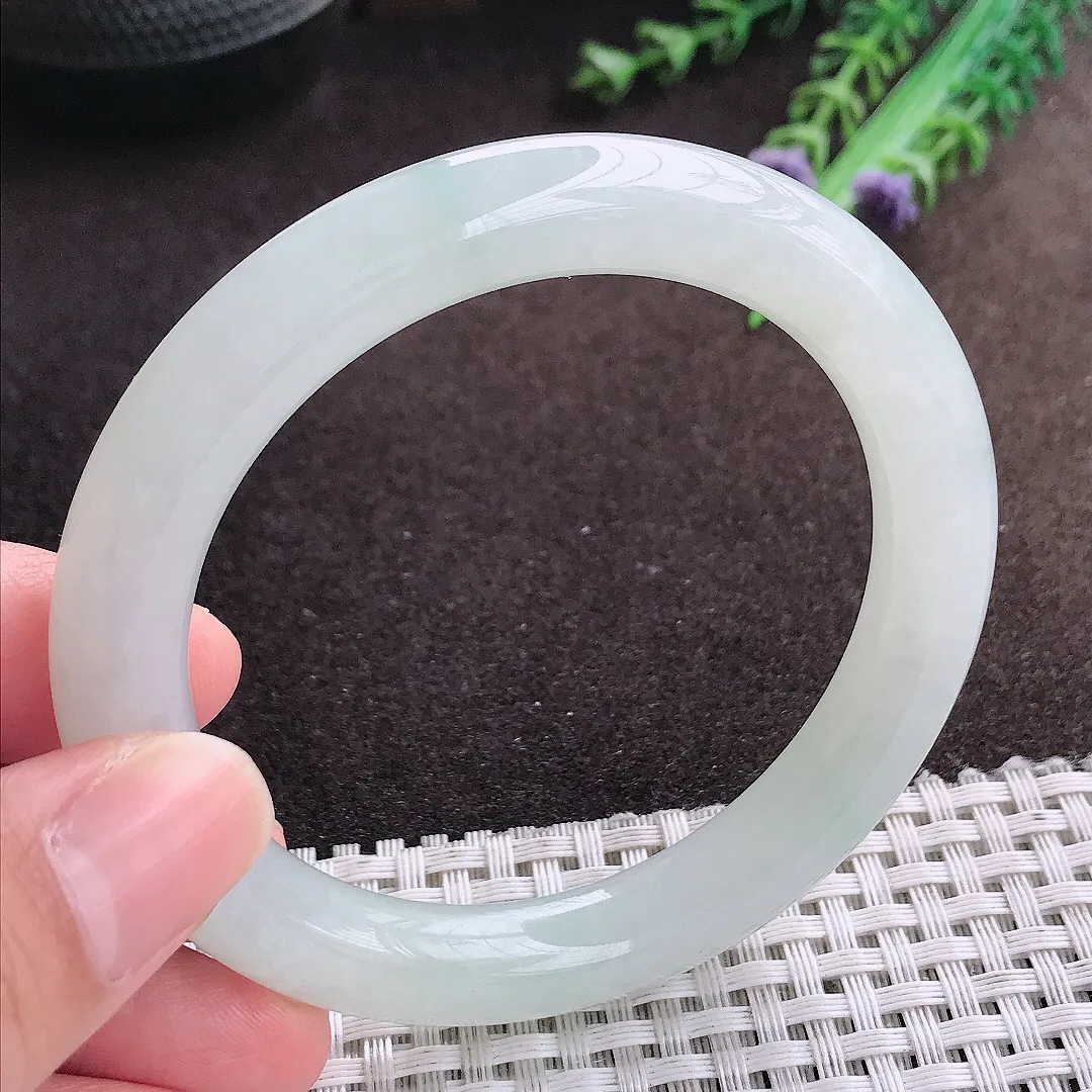 天然a货翡翠56/9.5/9.7老坑秀气冰胶圆条手镯翡翠玉镯美人镯