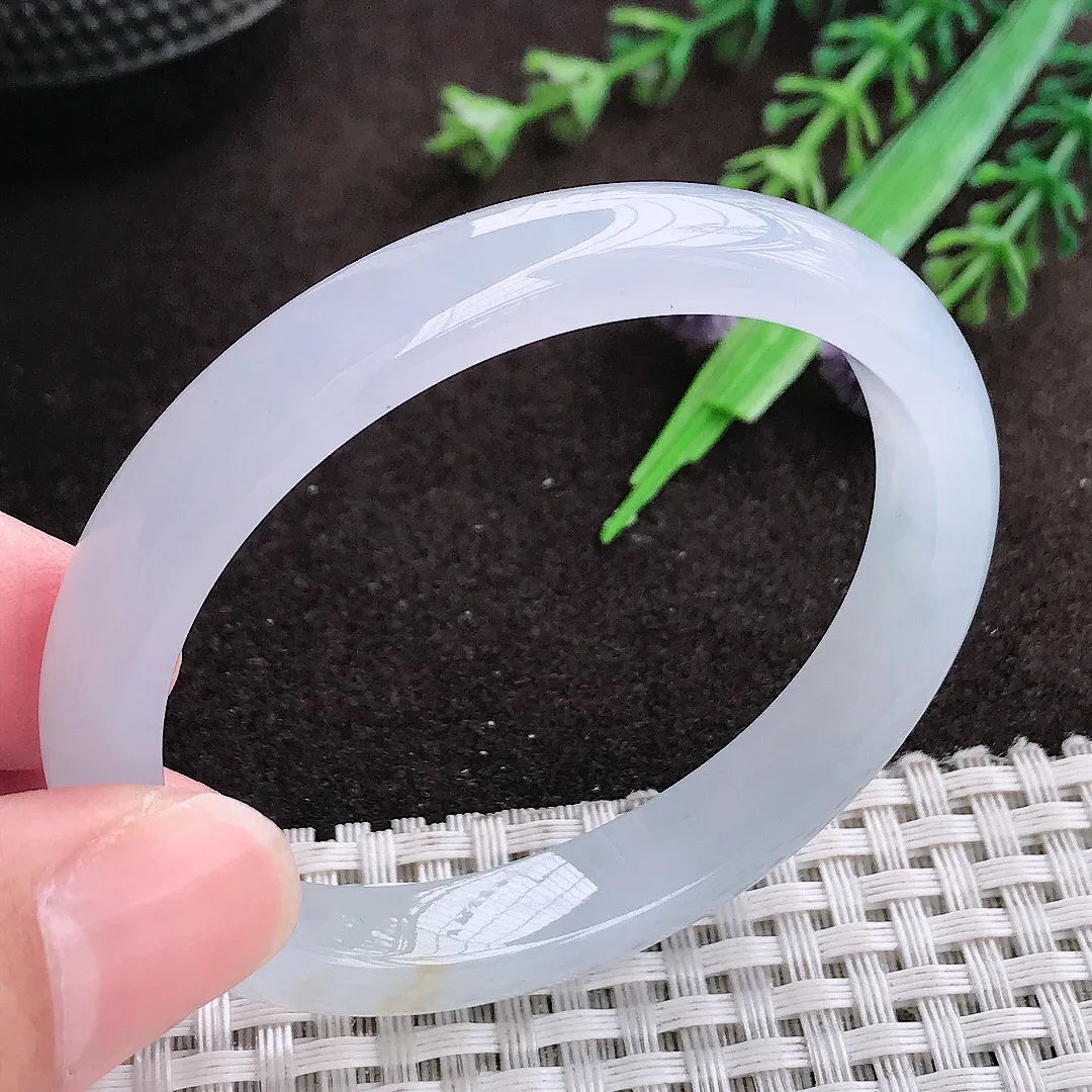 自然光52.5/45/9.2/9.5老坑秀气冰胶浅紫色贵妃手镯翡翠玉镯美人镯