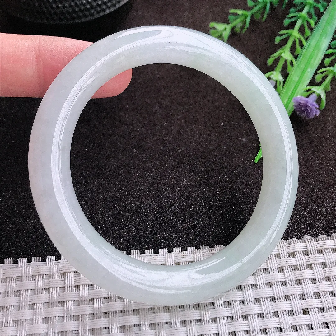 天然a货翡翠55.5/10.1/9.9老坑冰胶水灵晴底色圆条手镯翡翠玉镯美人镯