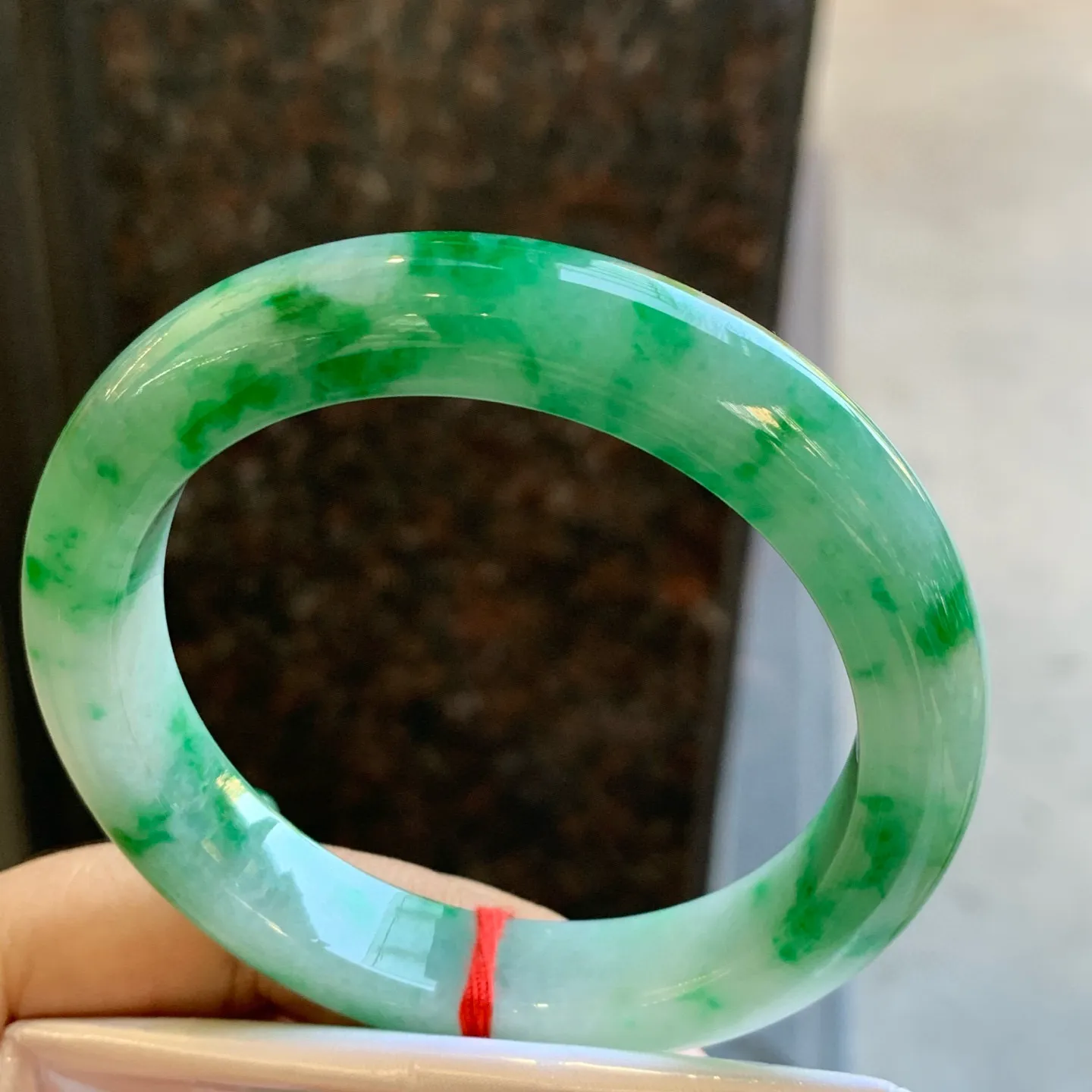 正圈满圈辣绿 无瑕 尺寸:56.5/11.2/9.2 色好🥰🥰