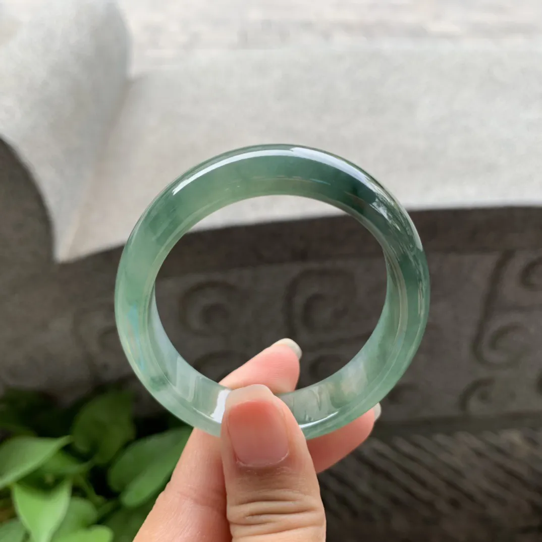 小圈口53.3-46-12.4-6.6 【油绿贵妃手镯】贵妃53 54可戴