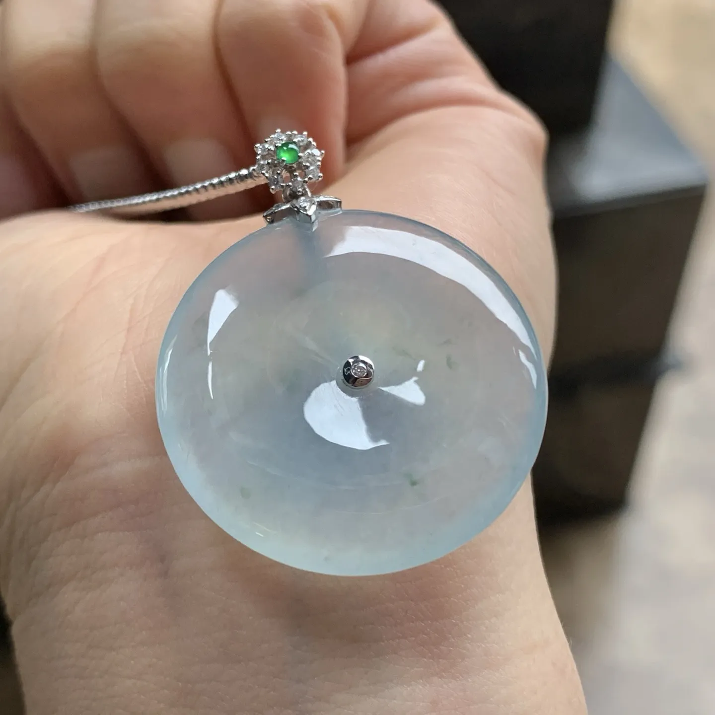 金镶嵌冰种平安扣^_^冰透水润