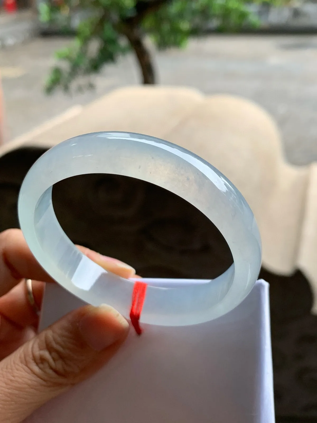 正圈冰玻种 无瑕 尺寸:54.3/12.1/6.1 种水好