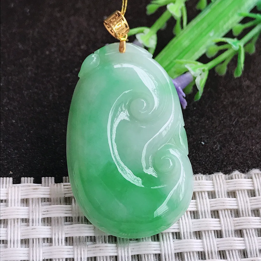 天然a货翡翠38/24.3/5.6老坑18k金镶嵌飘阳绿如意吊坠翡翠玉坠挂件百搭