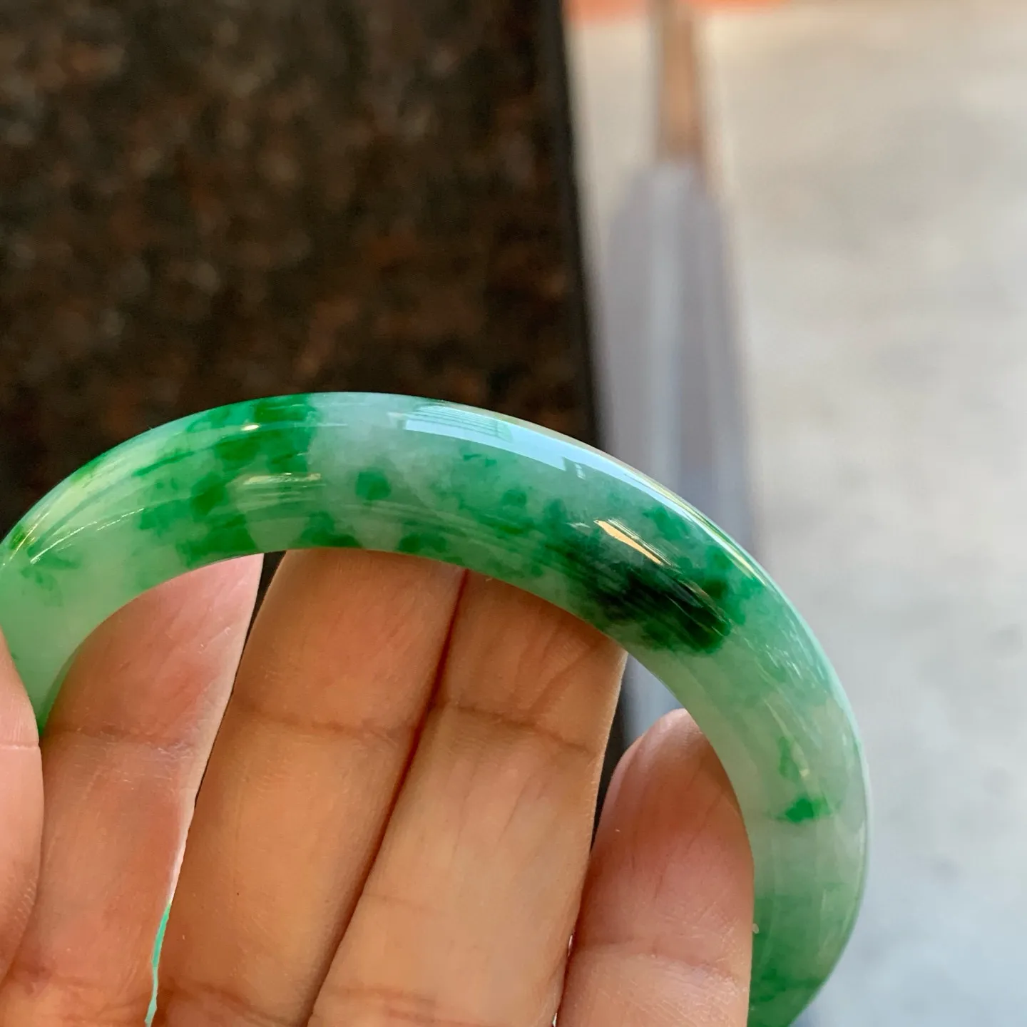 正圈满圈辣绿 无瑕 尺寸:56.5/11.2/9.2 色好🥰🥰