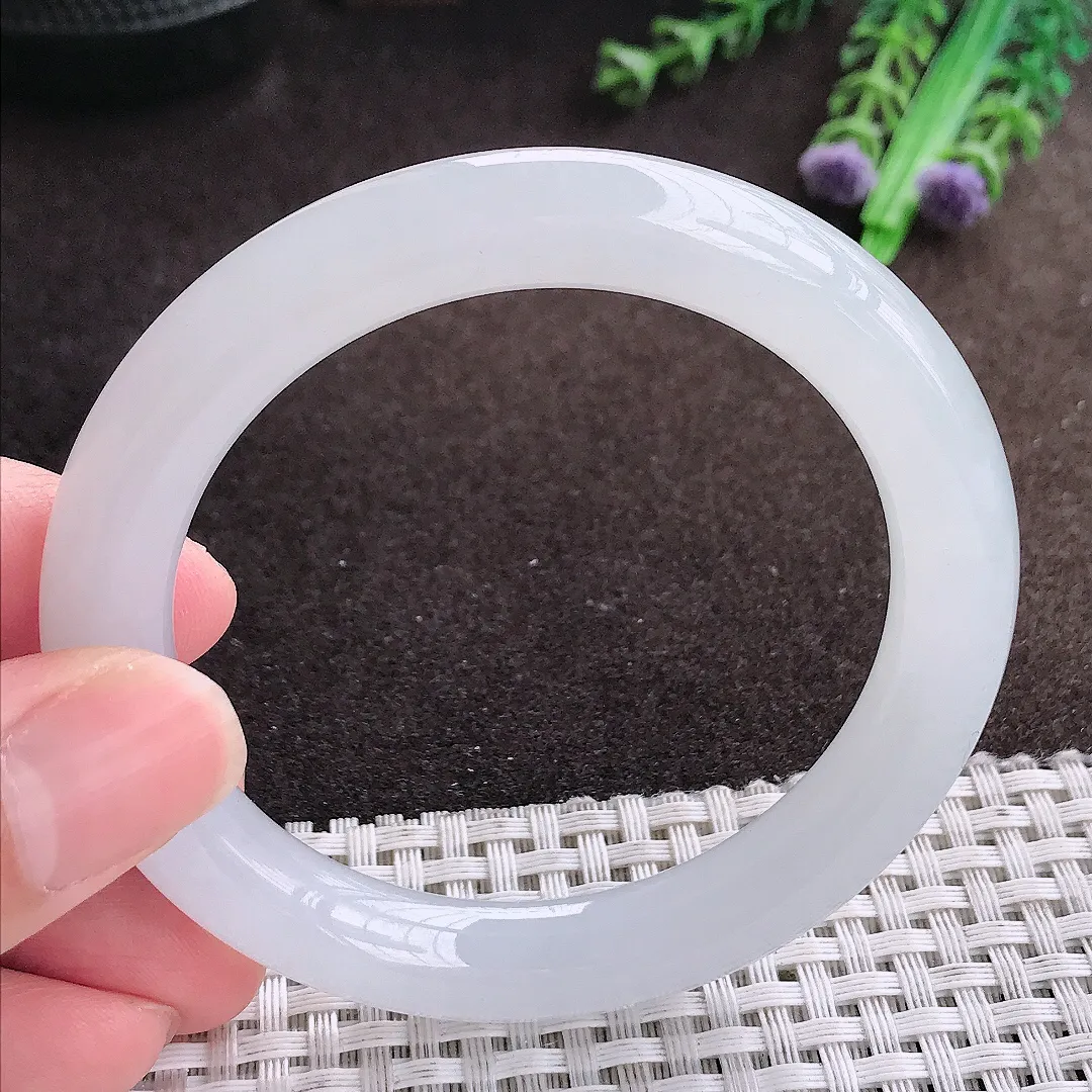 自然光54.5/9.5老坑冰胶水灵白月光圆条手镯翡翠玉镯美人镯