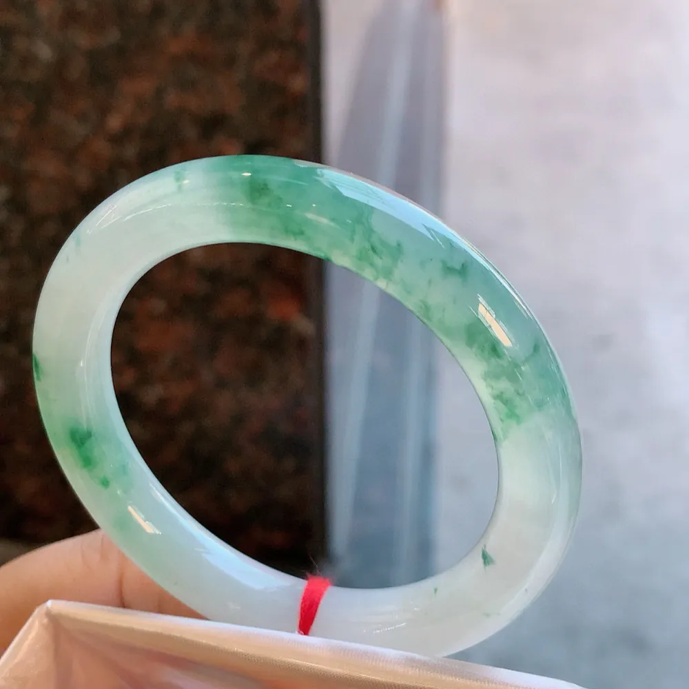 圆条冰飘花 无瑕 尺寸:54.1/10.2 花美