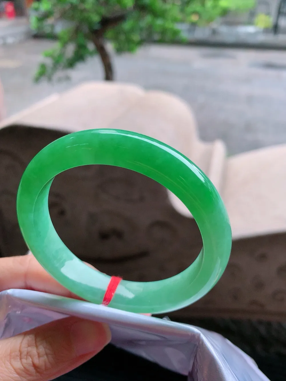 正圈一大圈阳绿 无瑕 尺寸:55.1/11.3/8.2 色阳