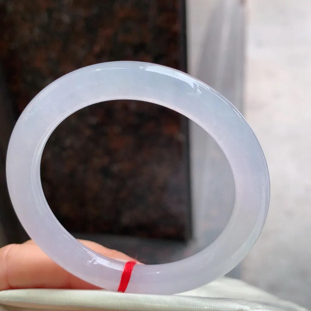 圆条高冰种 无瑕 尺寸:52.5/8.8 种水好