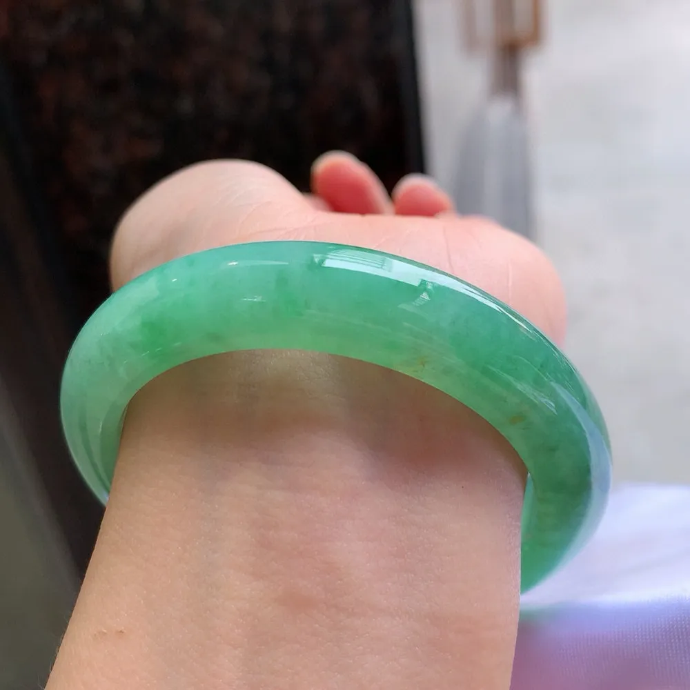 正圈满色冰绿 无瑕 尺寸:53.1/12/9 种色兼备🥰🥰