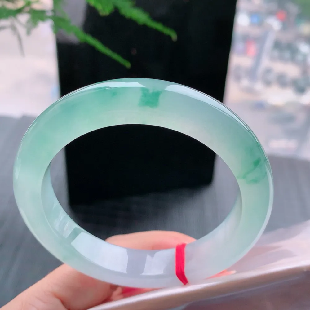 正圈冰玻飘花 无瑕 尺寸:58.1/12.6/9.6 胶感十足