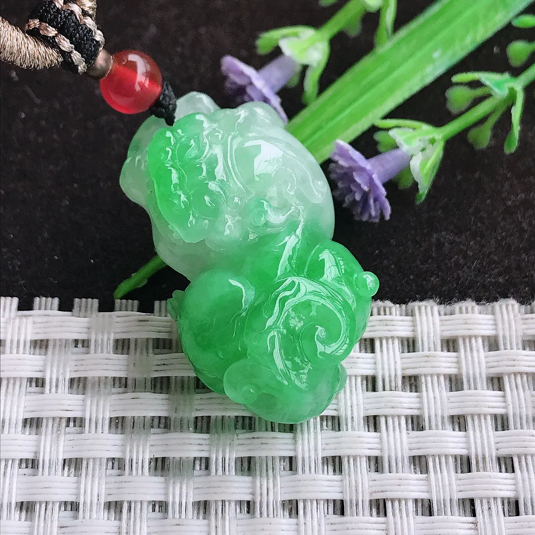 天然a货翡翠34.5/19/11.6老坑精美辣阳绿霸王貔貅吊坠翡翠玉坠挂件百搭