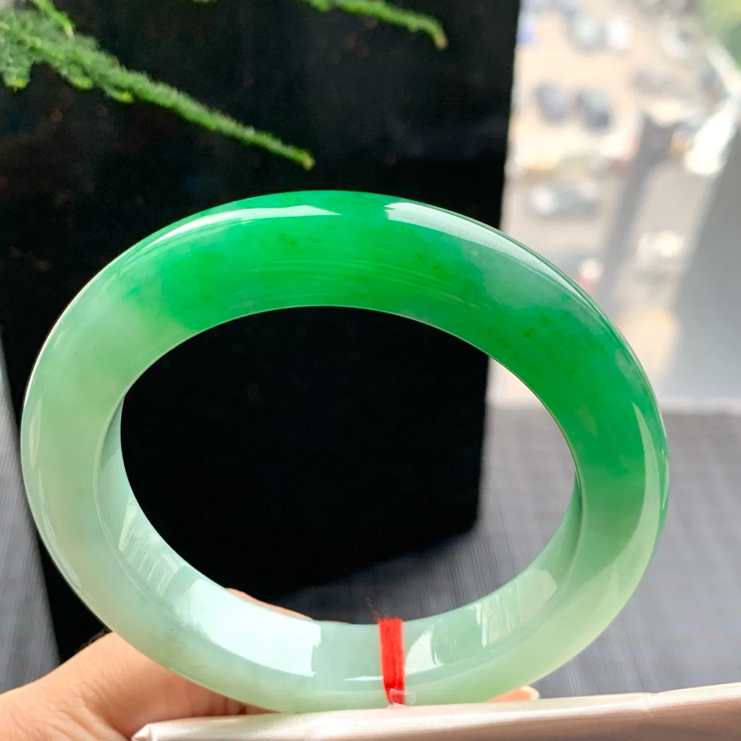 正圈一大节阳绿 无瑕 尺寸:61.3/12.5/11.1 色好 大圈口🥰🥰