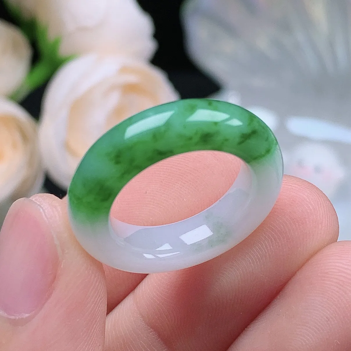 缅甸翡翠老坑种水润半山水飘阳绿戒指玉指环  水润通透 尺寸：16-5.9-4.6mm 11号圈口2S