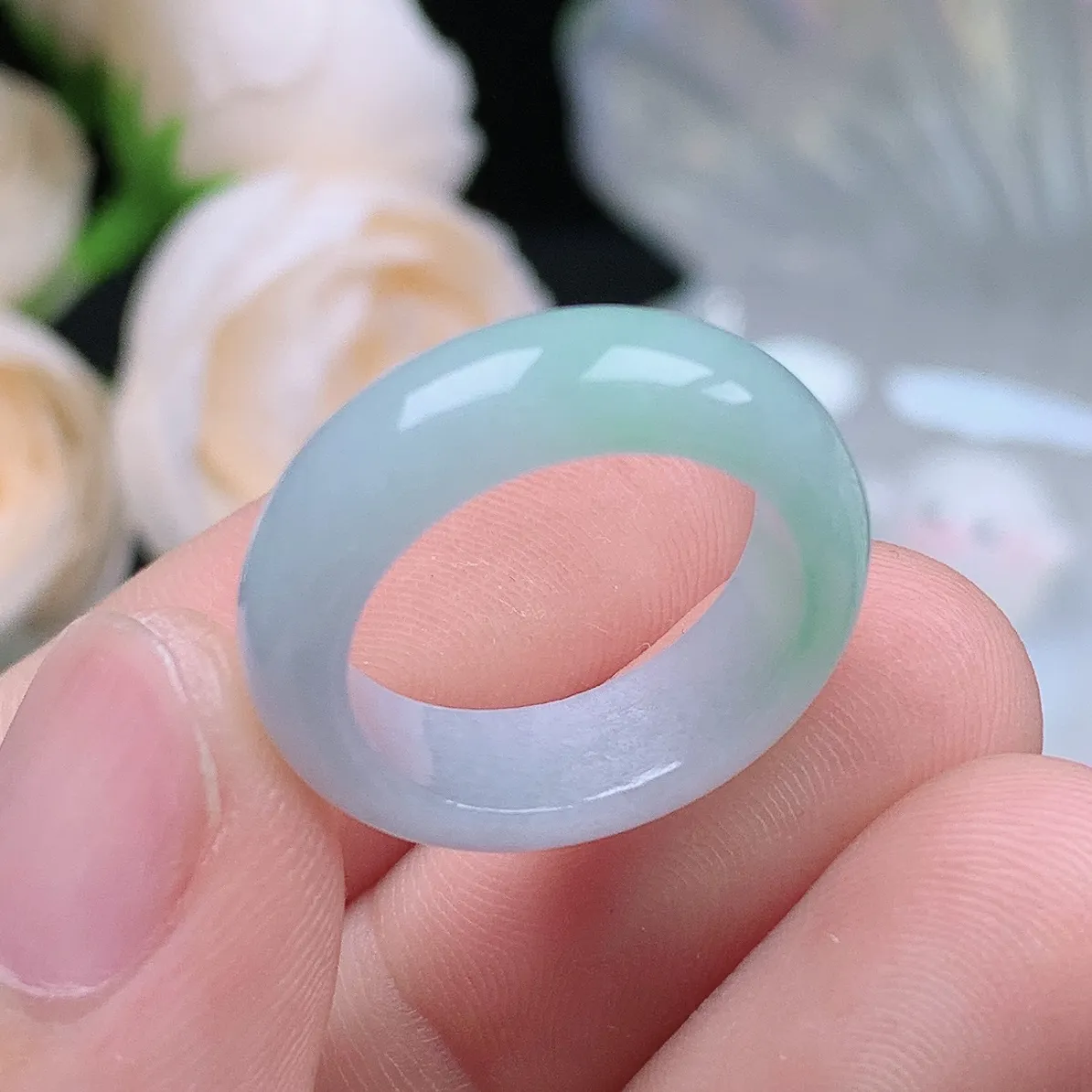 缅甸翡翠老坑种水润飘绿戒指玉指环  水润通透 尺寸：16.2-5.8-3.2mm 11-12号圈口2S