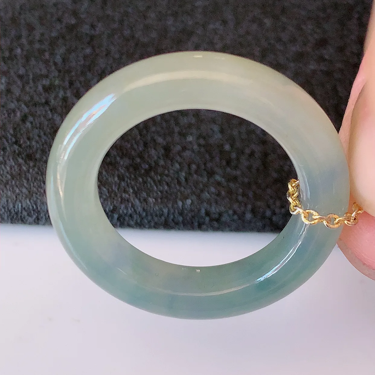 自然光实拍，17mm内径冰紫罗兰翡翠指环，玉戒指，玉质莹润，好精美好冰润的指环，14圈口，上手纤巧！#1.7尺寸17*4.6*4