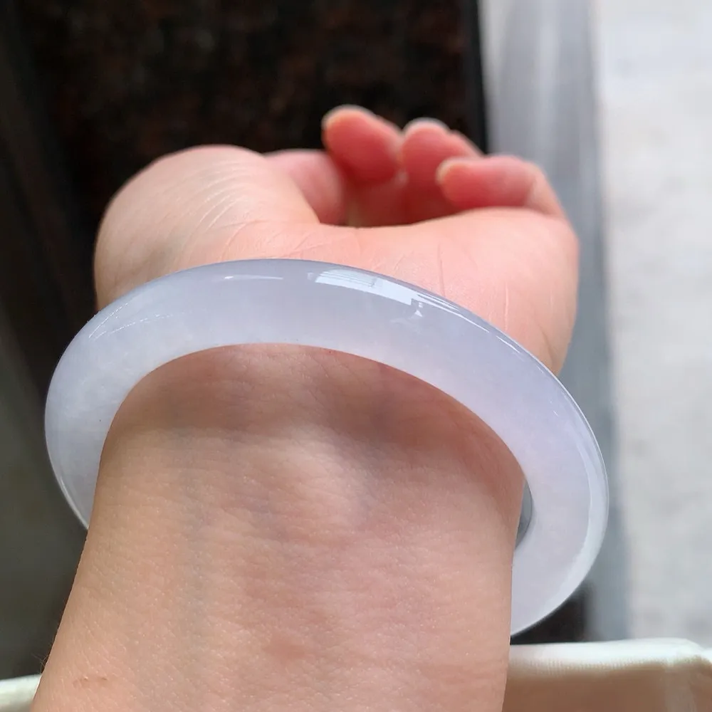 圆条高冰种 无瑕 尺寸:52.5/8.8 种水好