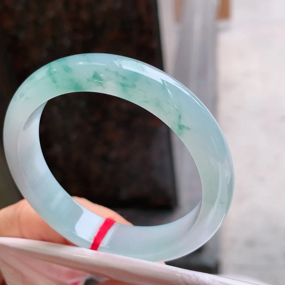 正圈冰蓝花 一丝细纹 尺寸:52.6/12.2/7.2 花美 种水好