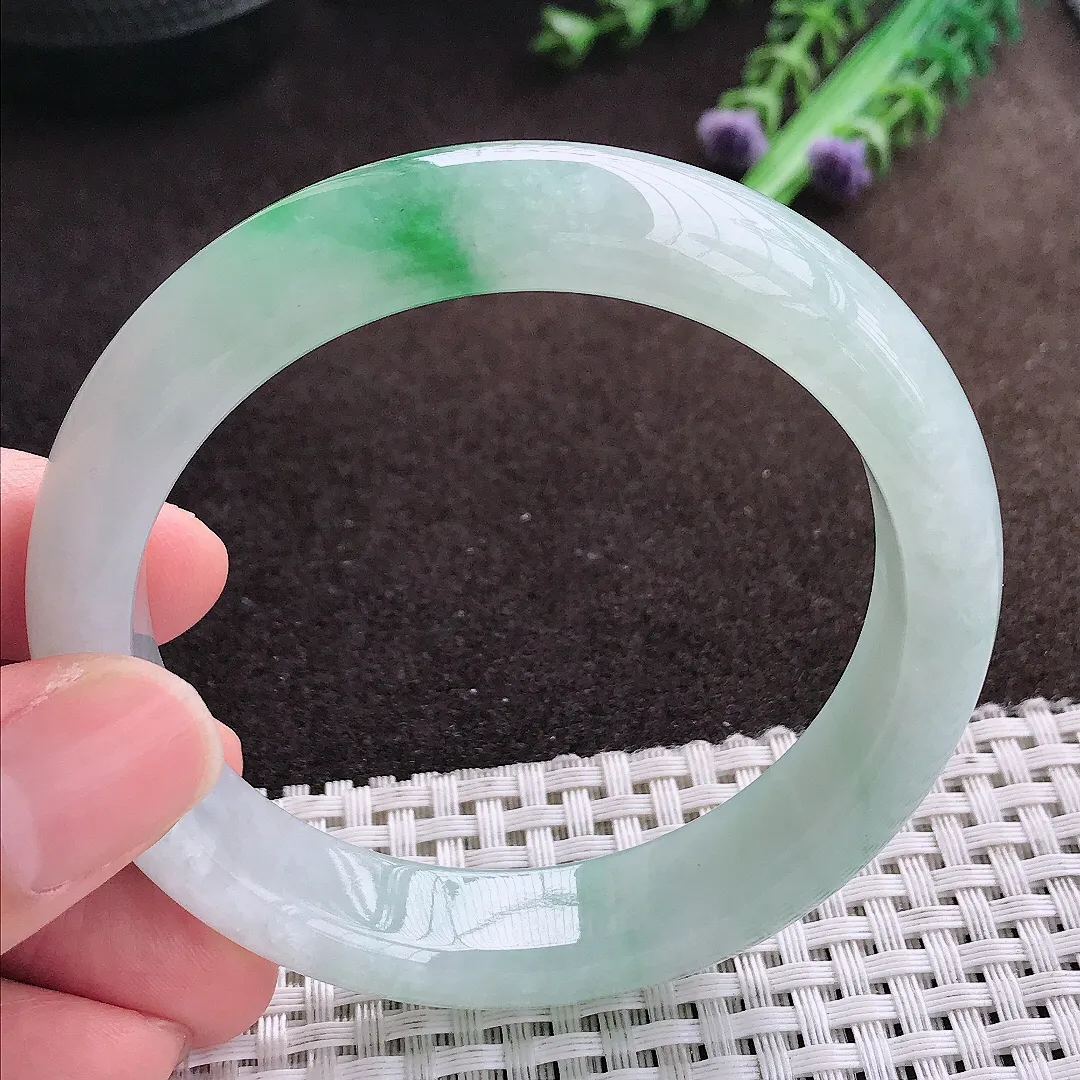 天然a货翡翠58/13/8.6老坑冰胶水灵飘绿手镯宽边翡翠玉镯美人镯