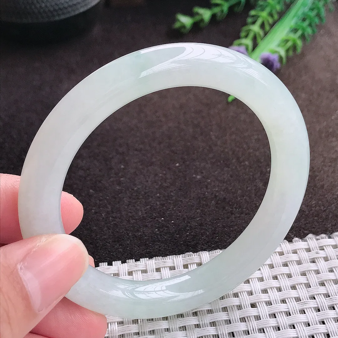 天然a货翡翠56/9.5/9.7老坑秀气冰胶圆条手镯翡翠玉镯美人镯