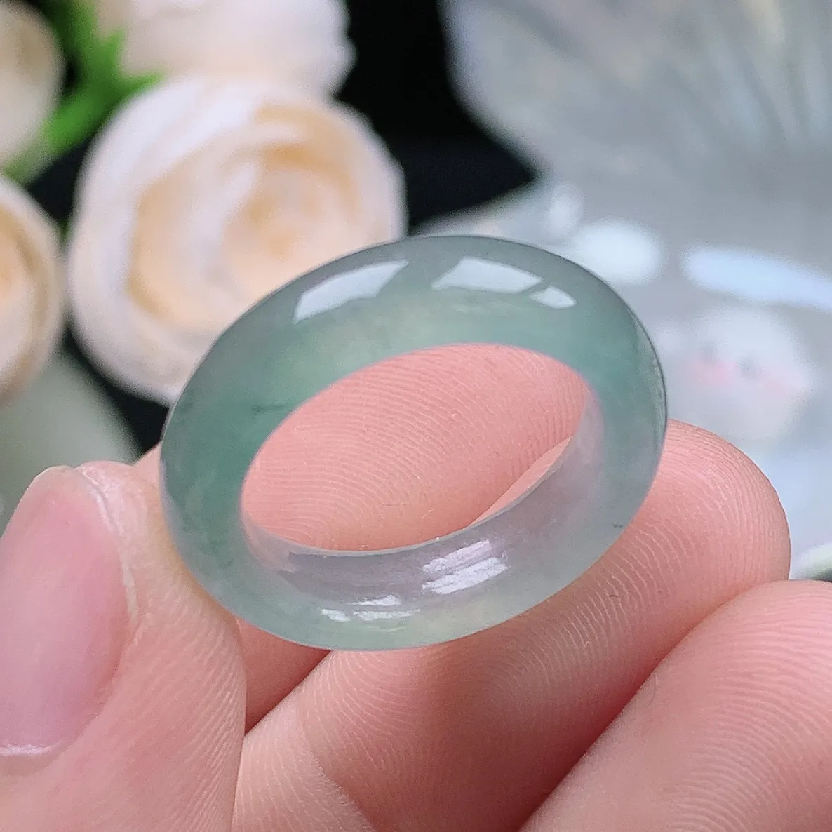 缅甸翡翠老坑冰种水润起胶飘花戒指玉指环  水润通透 尺寸：16.9-5.4-3.7mm 13-14号圈口2S