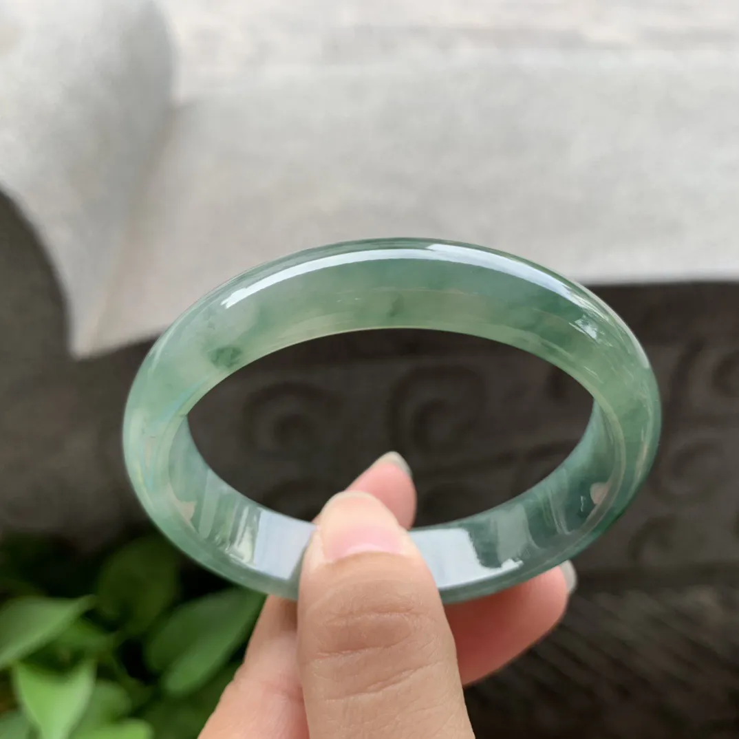 小圈口53.3-46-12.4-6.6 【油绿贵妃手镯】贵妃53 54可戴