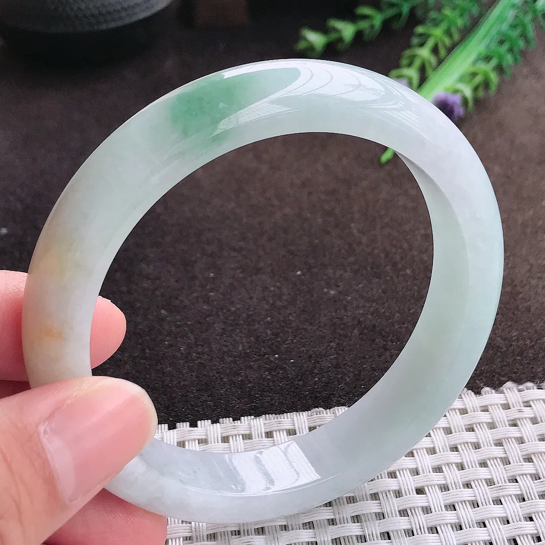 天然a货翡翠61/12.9/8.6老坑精美温润飘花大圈口手镯宽边翡翠玉镯美人镯