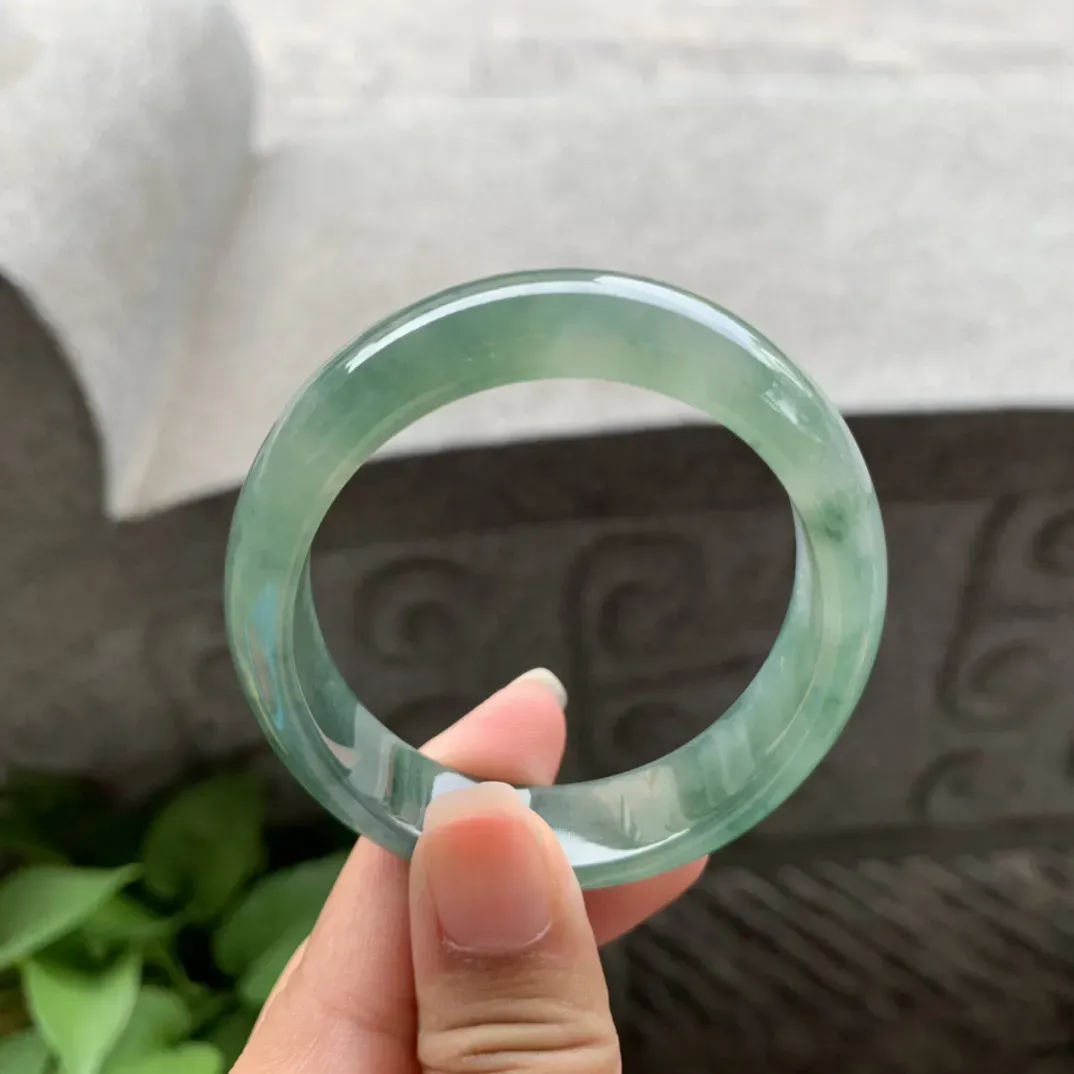 小圈口53.3-46-12.4-6.6 【油绿贵妃手镯】贵妃53 54可戴