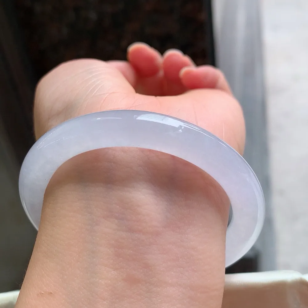 圆条高冰种 无瑕 尺寸:52.5/8.8 种水好