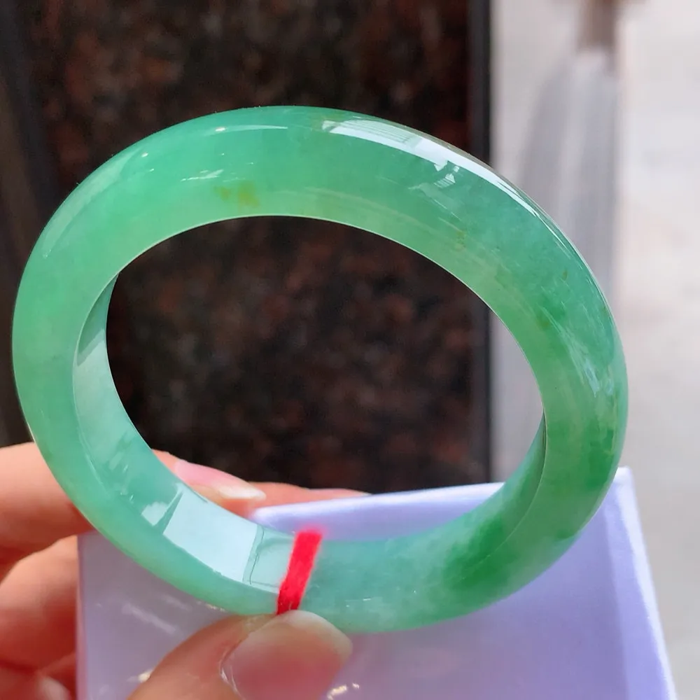 正圈满色冰绿 无瑕 尺寸:53.1/12/9 种色兼备🥰🥰