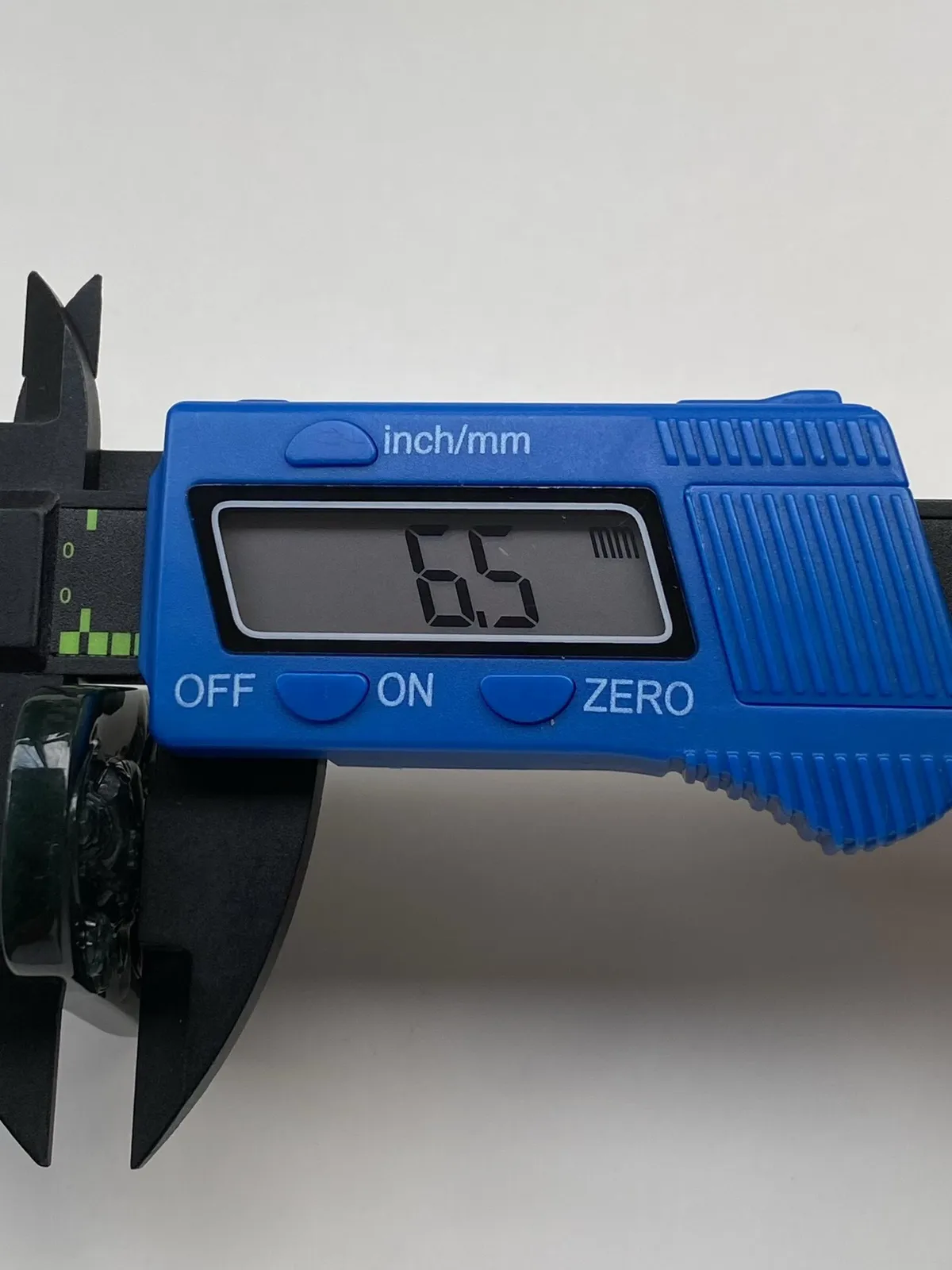 墨翠【普贤菩萨】细腻干净，黑度好、性价比高，雕工精湛，打灯透绿‘