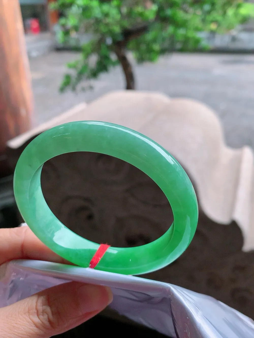 正圈一大圈阳绿 无瑕 尺寸:55.1/11.3/8.2 色阳