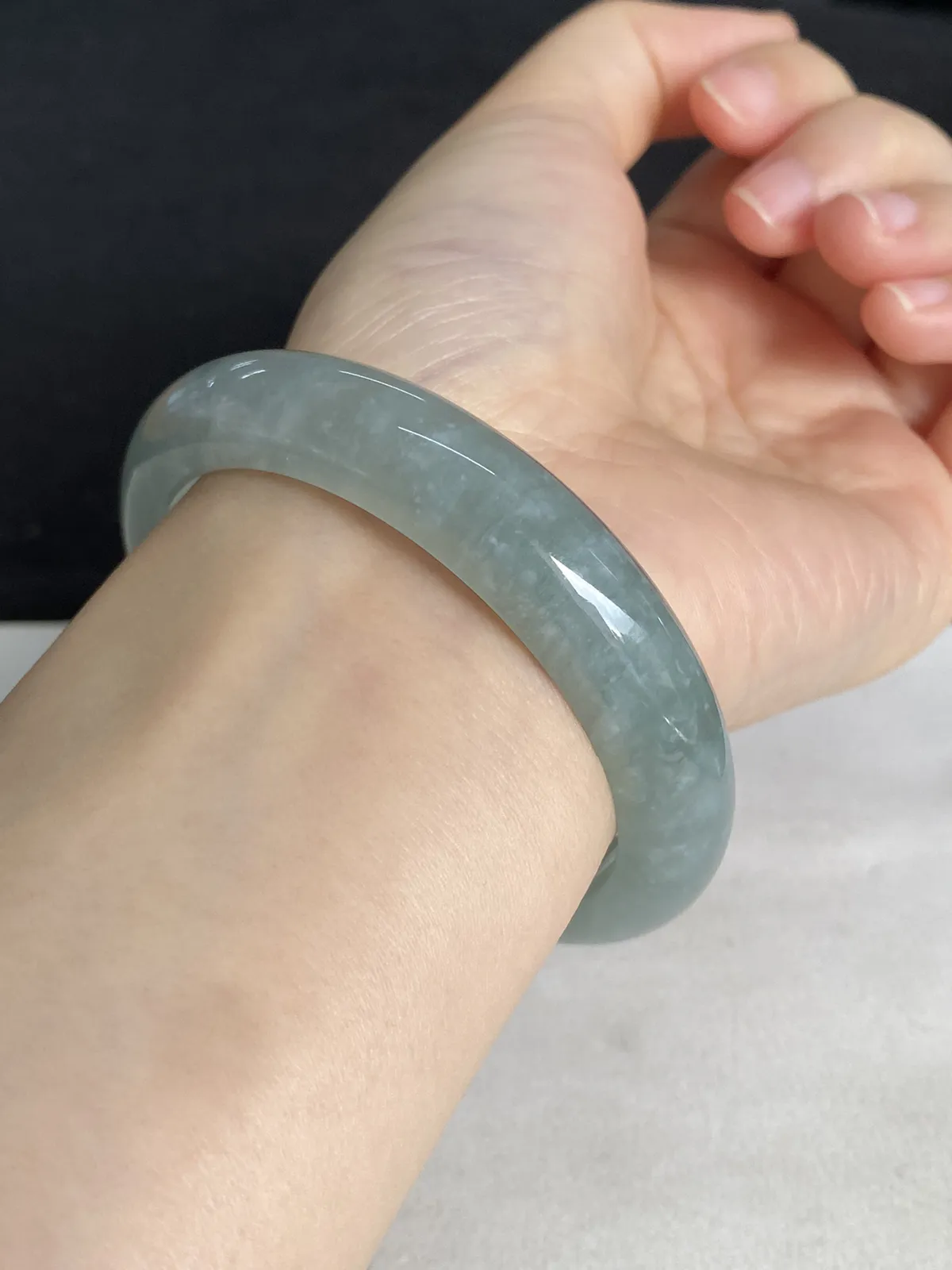 正圈57圈口，翡翠手镯