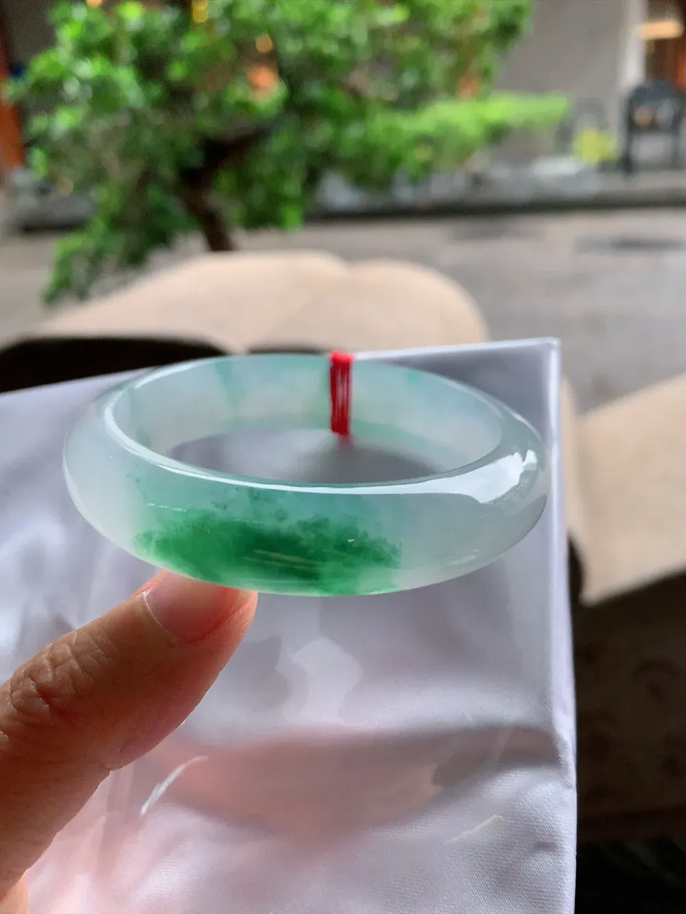 正圈冰玻翠绿 无瑕 尺寸:55.6/13.6/8.2 种色俱佳