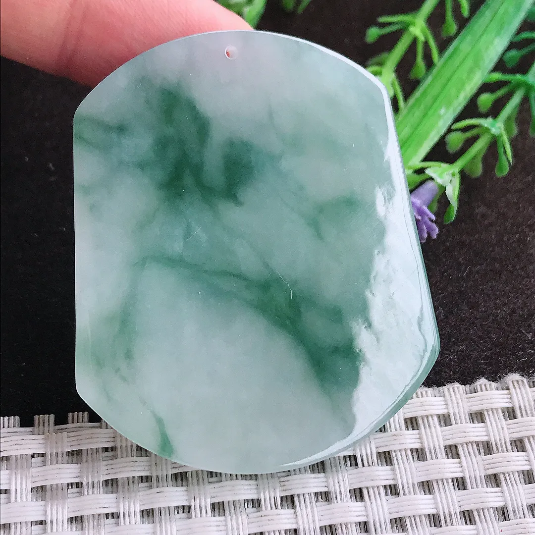 天然a货翡翠52.8/43.9/6.6老坑冰润起胶飘花马牌吊坠翡翠玉坠挂件百搭