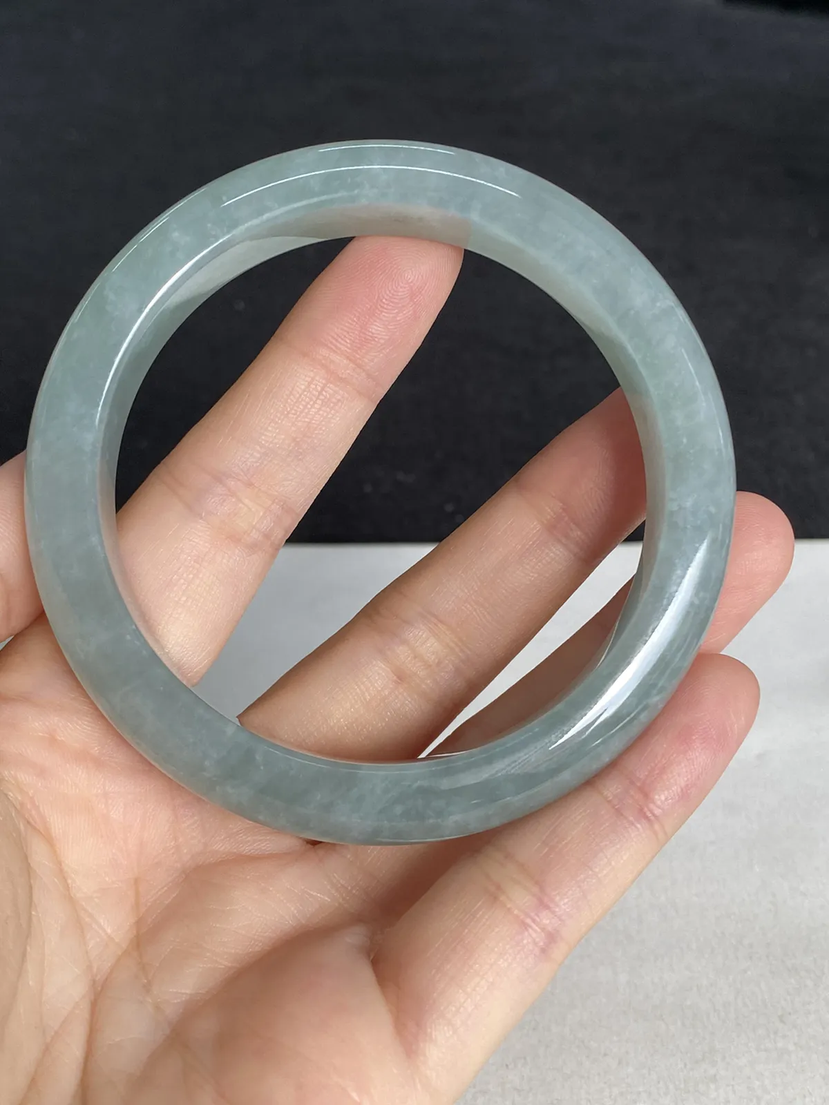 正圈57圈口，翡翠手镯