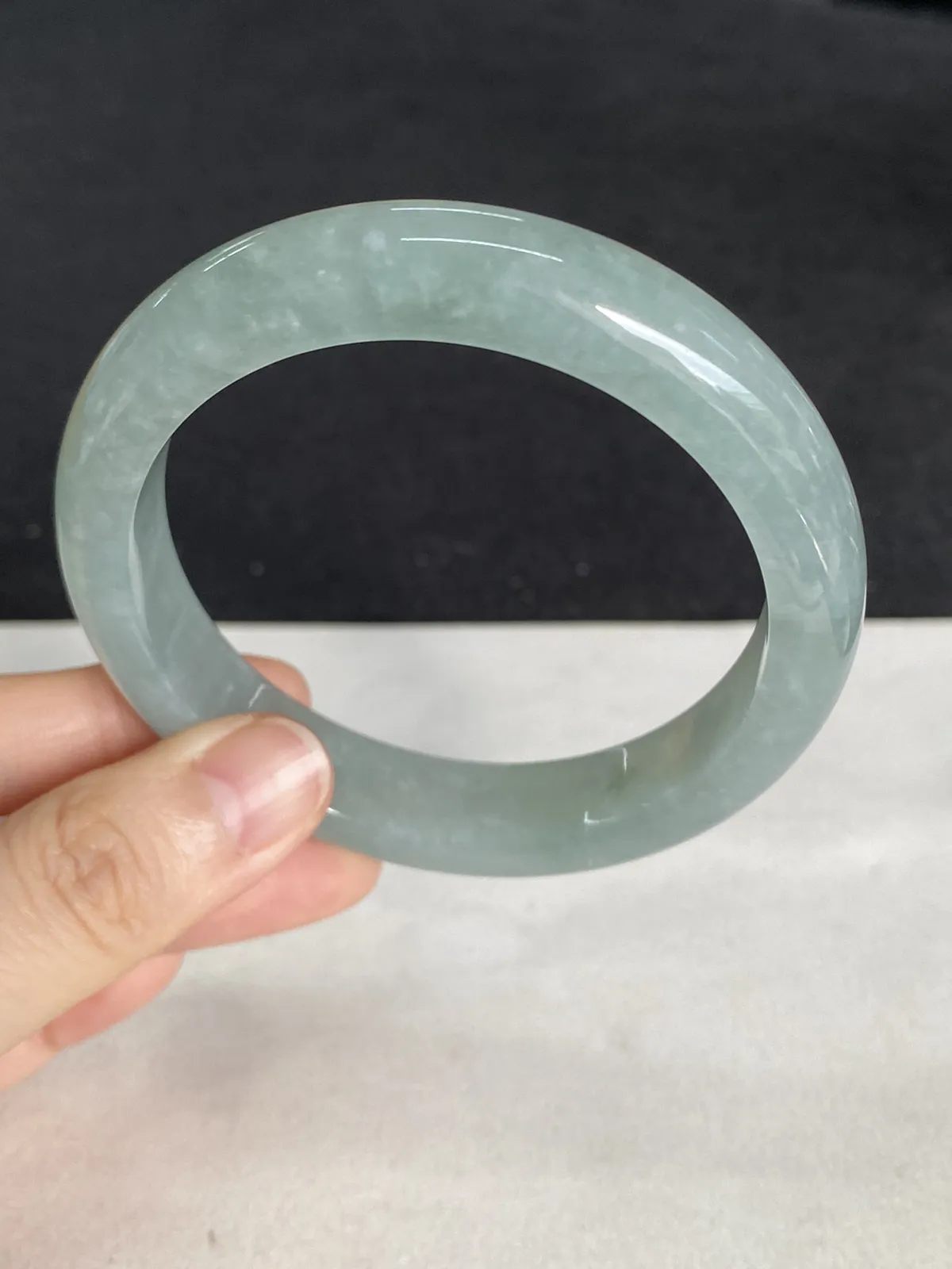 正圈57圈口，翡翠手镯