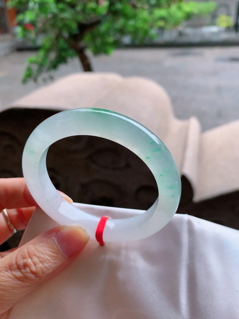 正圈高冰绿花 无瑕 尺寸:51.7/11.7/8.7 荧光闪闪🥰🥰