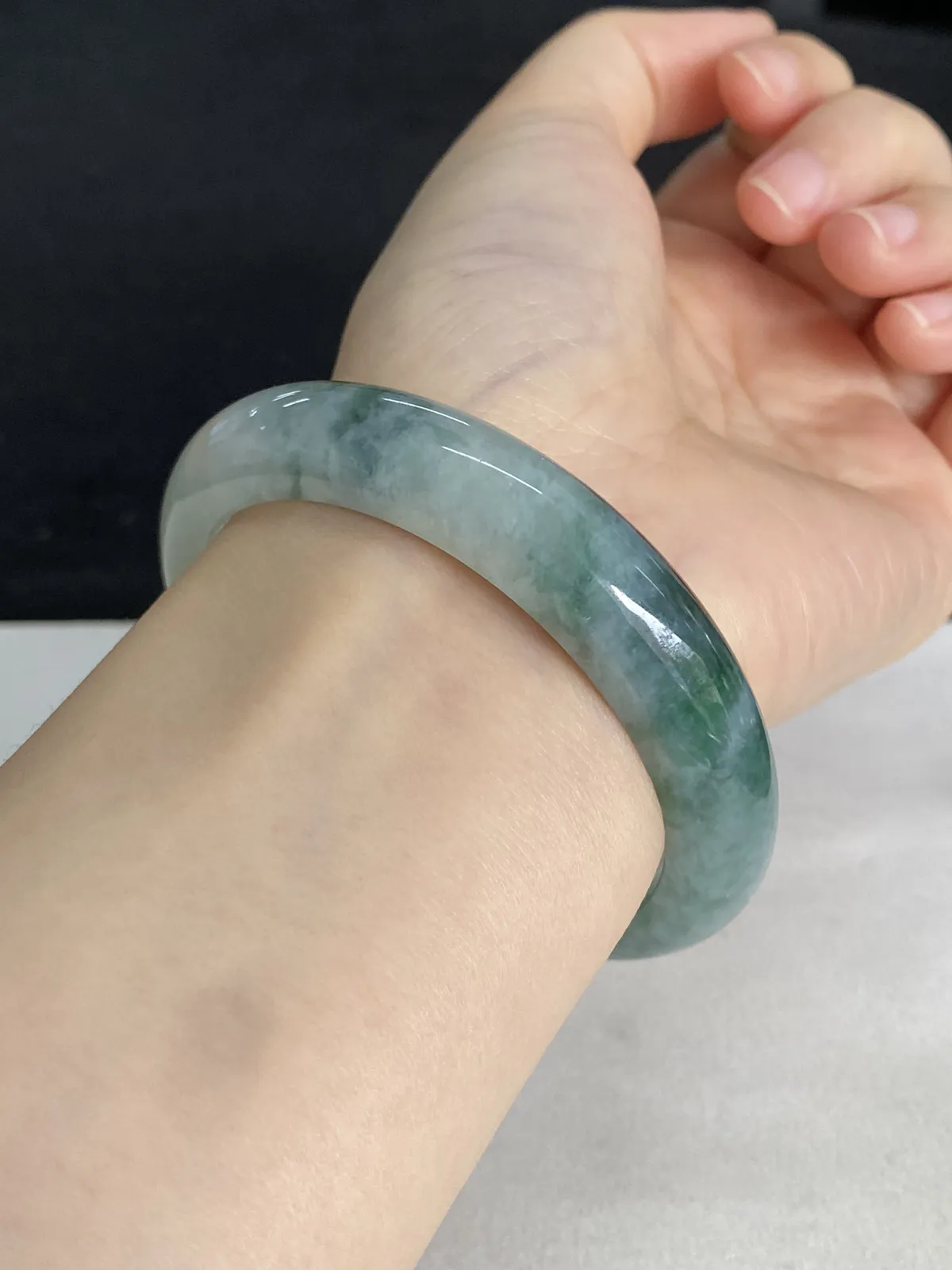 正圈56.7圈口，翡翠手镯